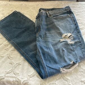Levi’s strays & co distressed 541 jean